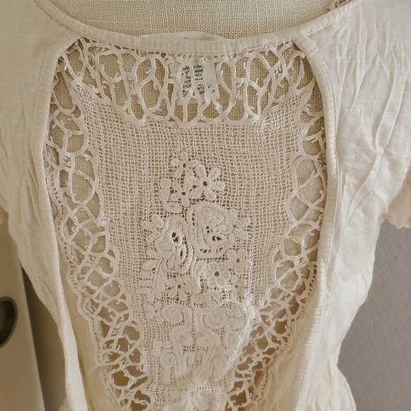 Adorable Charlotte Russe top - Picture 3 of 5